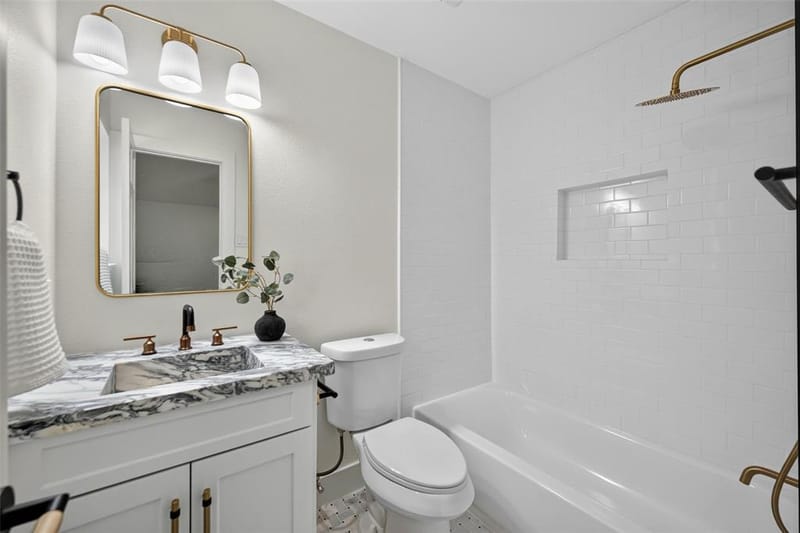 7230 Claybrook Drive, Dallas TX 75231 - Photo 18