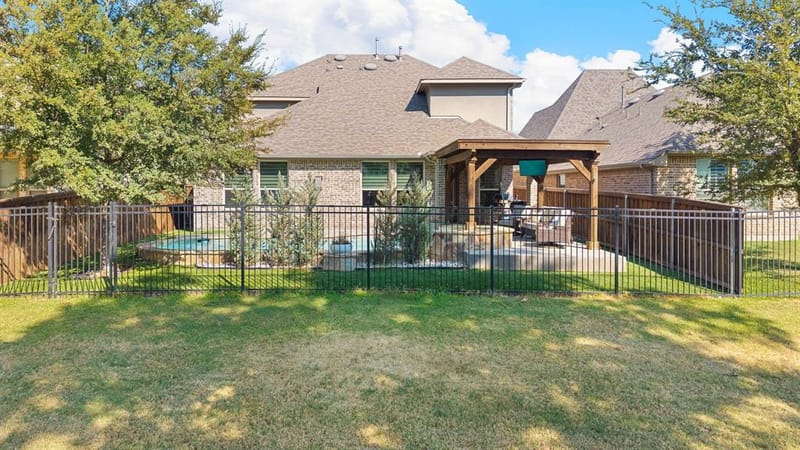 404 Lake Livingston Trail, McKinney TX 75071 - Photo 32