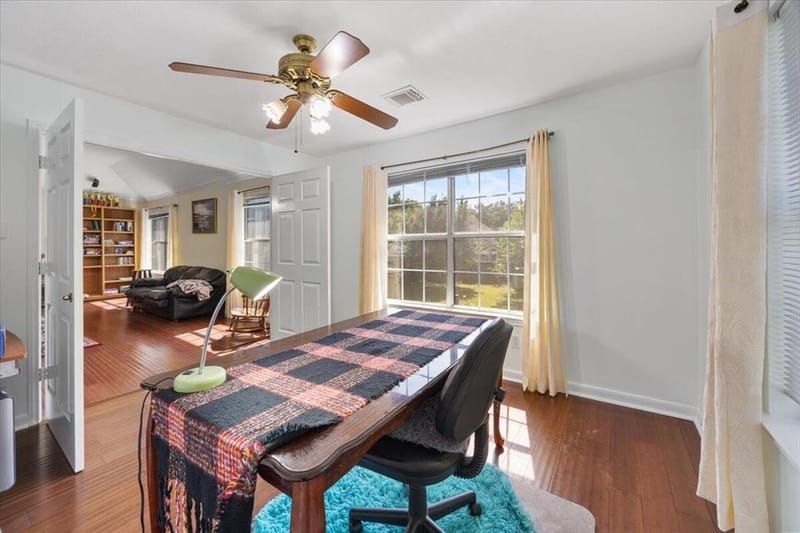 2400 Silverthorne Court, Highland Village TX 75077 - Photo 32