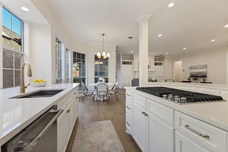8607 Cherry Hill Drive, Dallas TX 75243 - Photo 16