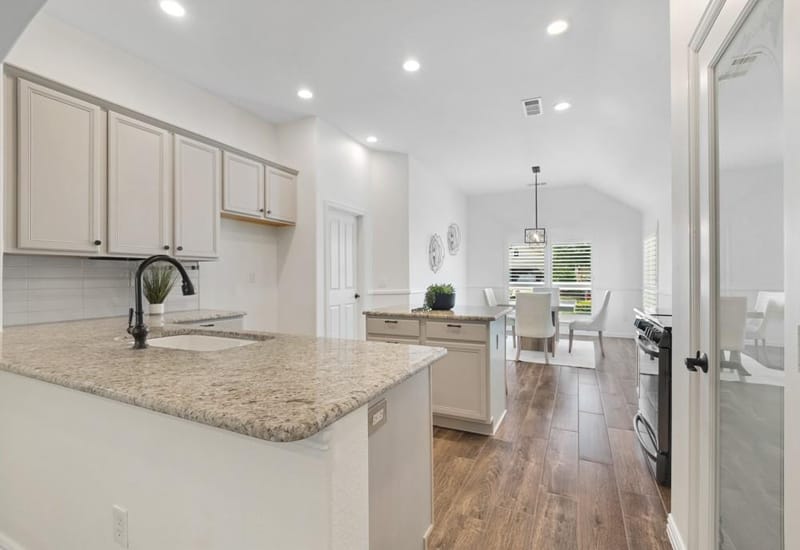 11712 Lynnbrook Drive, Denton TX 76207 - Photo 10