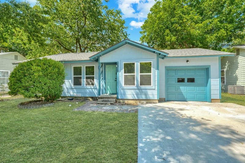 1013 Denton Street, Denton TX 76201