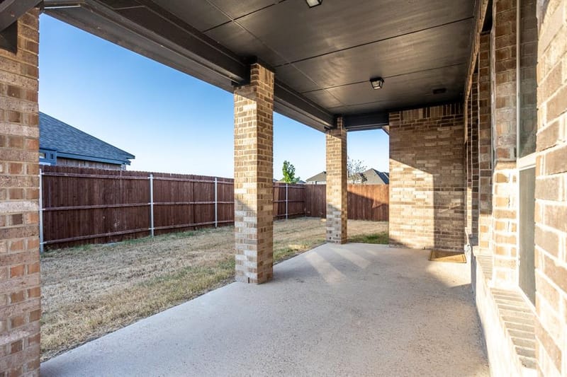 118 Sycamore Street, Balch Springs TX 75181 - Photo 33