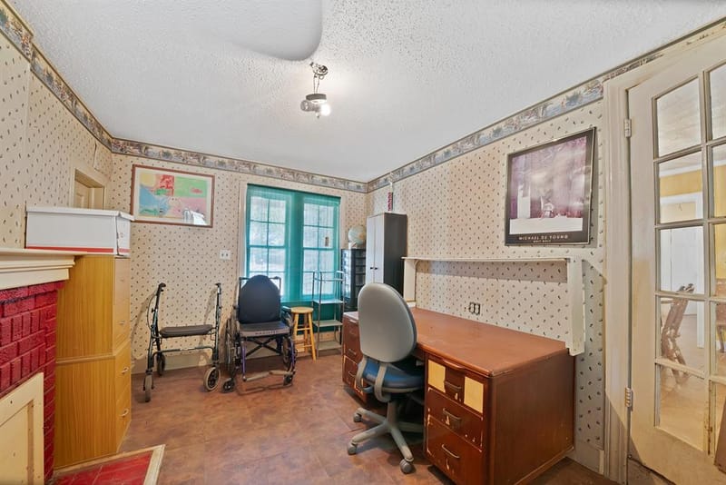 515 Frontier Street, River Oaks TX 76114 - Photo 17
