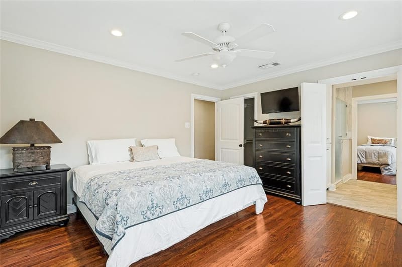 928 N Irving Heights Drive, Irving TX 75061 - Photo 5
