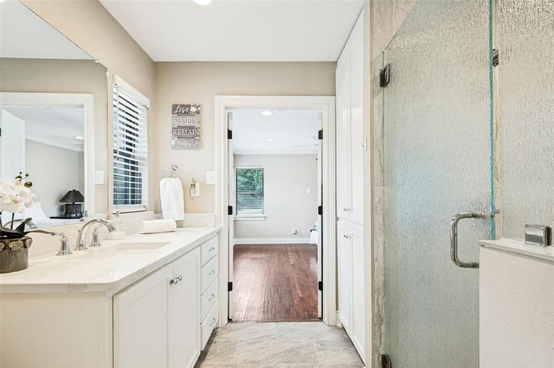 928 N Irving Heights Drive, Irving TX 75061 - Photo 21
