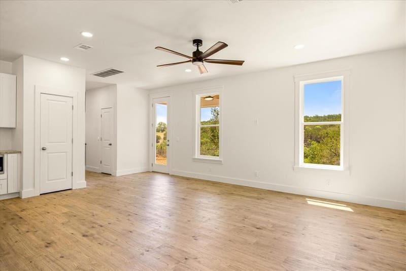 4470 Skyline Drive, Bluff Dale TX 76433 - Photo 13