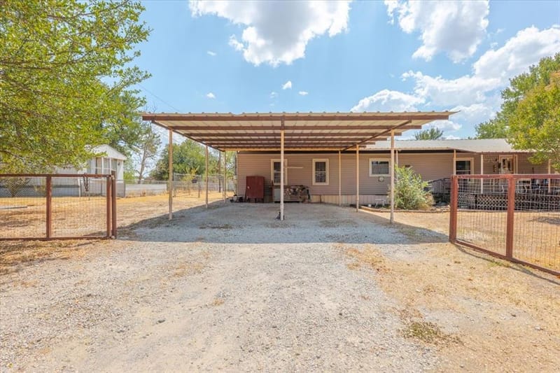 615 SW 20th Street, Mineral Wells TX 76067