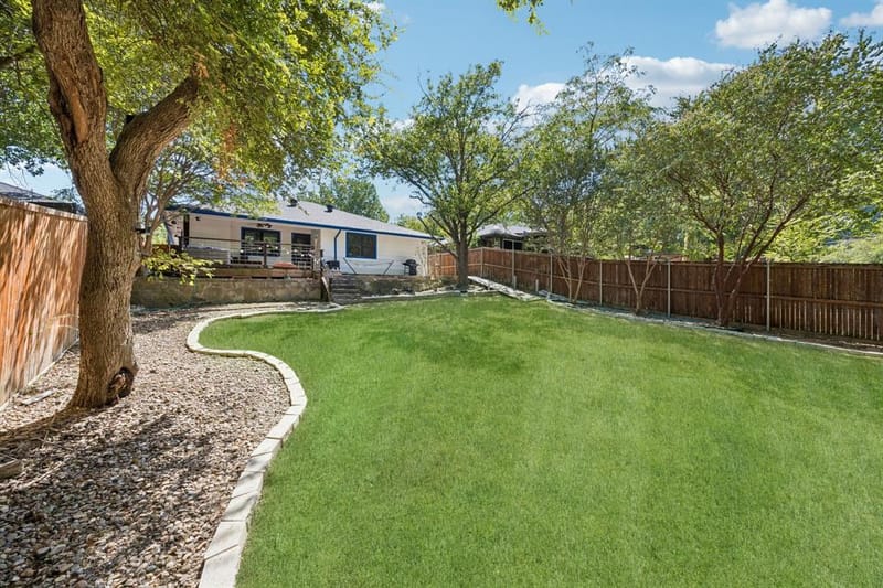 2749 Buna Drive, Dallas TX 75211 - Photo 23