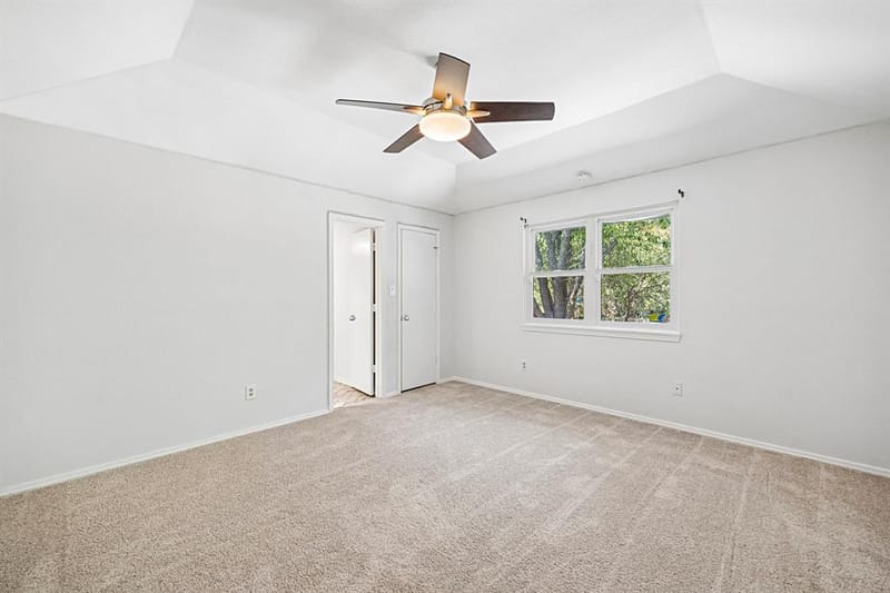 2749 Buna Drive, Dallas TX 75211 - Photo 12