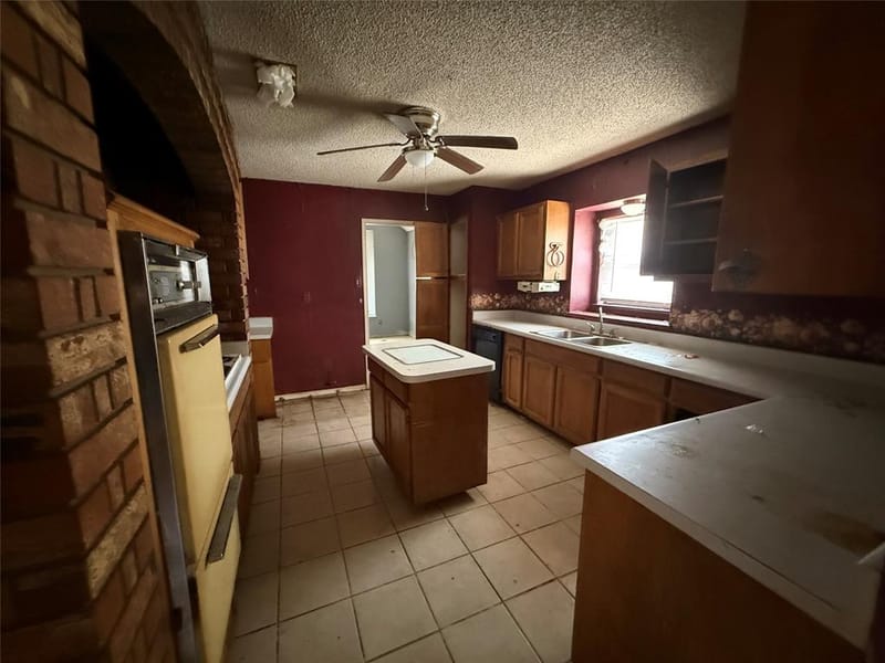 6313 Overlake Drive, Fort Worth TX 76135 - Photo 6