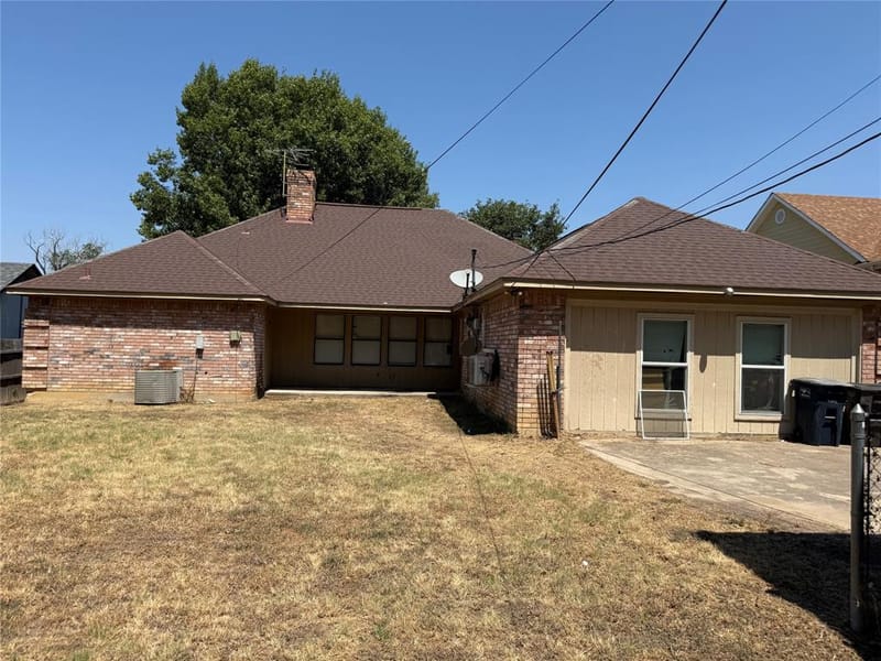 6313 Overlake Drive, Fort Worth TX 76135 - Photo 14