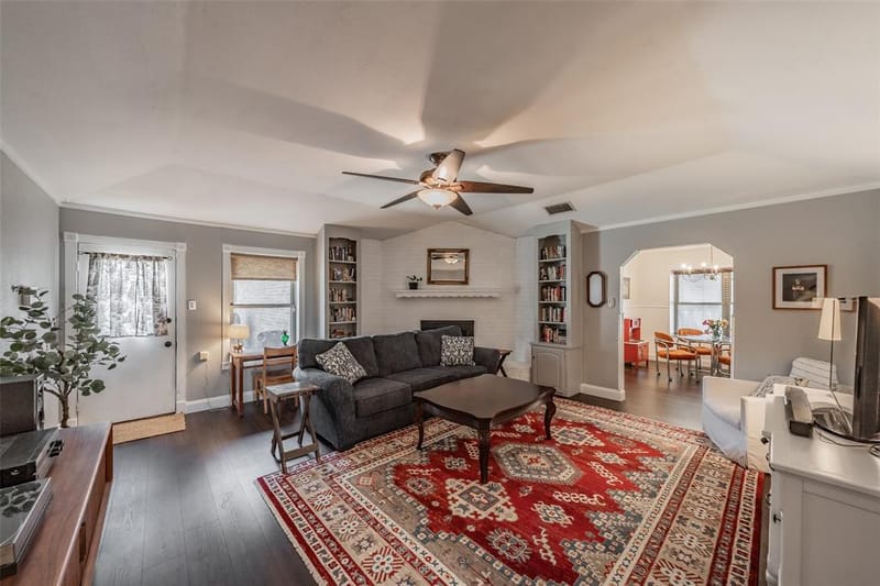 5500 Meadow Oak Street, North Richland Hills TX 76180 - Photo 7