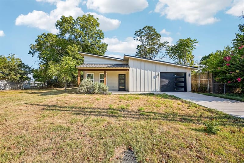 613 W Florence Street, Denison TX 75020 - Photo 3