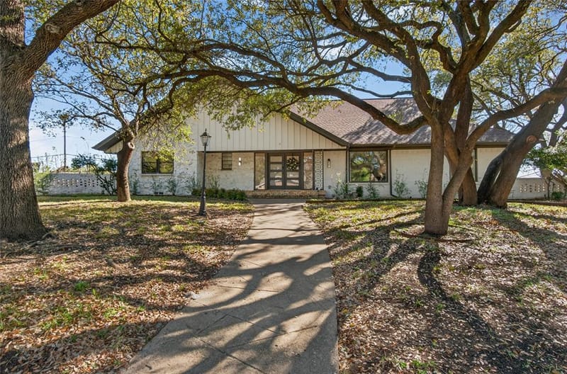 6873 Greenwich Lane, Dallas TX 75230