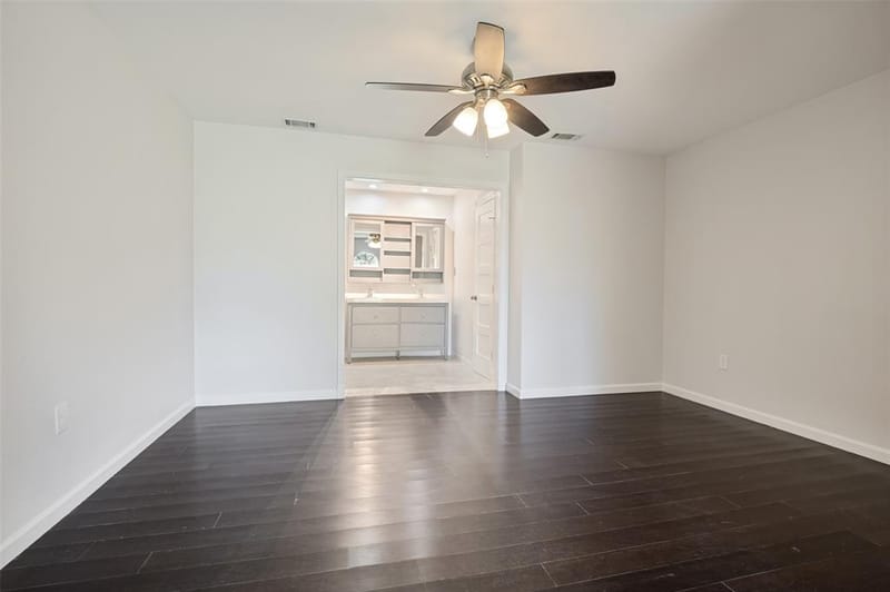 803 Hollywood Avenue, Dallas TX 75208 - Photo 21