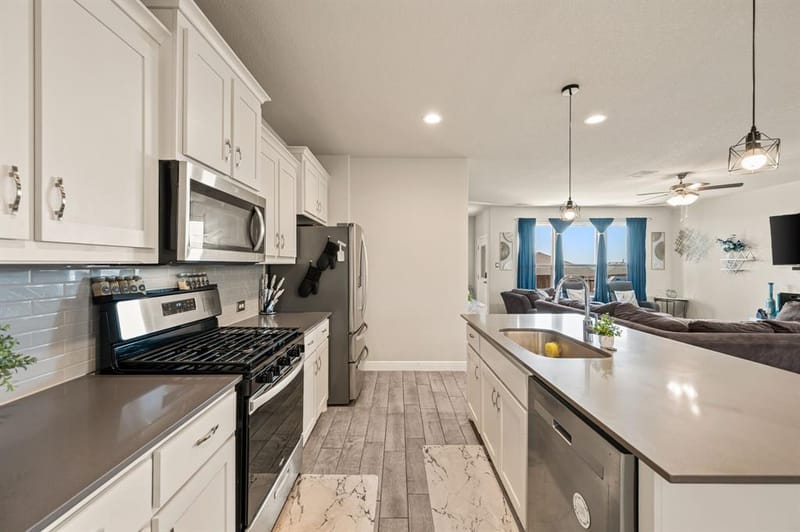 160 Tanager Drive, Rhome TX 76078 - Photo 13
