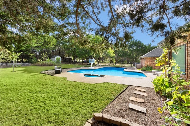 290 Ashford Lane, Midlothian TX 76065 - Photo 32