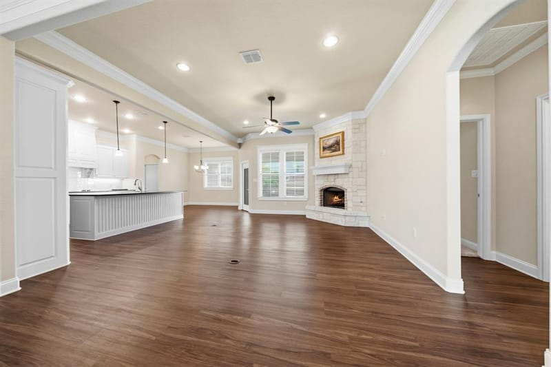 557 Perry Lane, Robinson TX 76706 - Photo 6