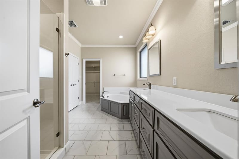 557 Perry Lane, Robinson TX 76706 - Photo 14