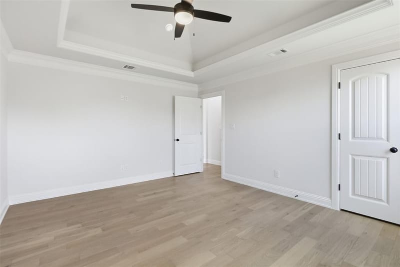 728 Raylan Street, Springtown TX 76082 - Photo 22