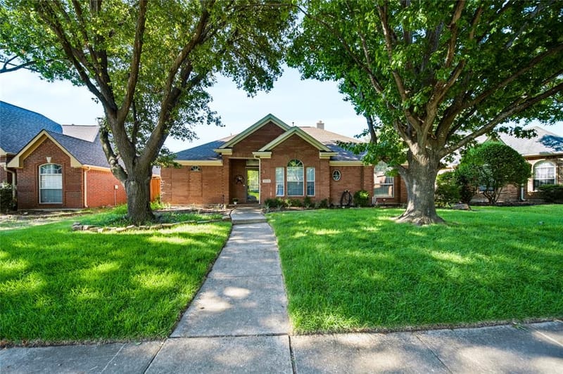 10209 Forrest Drive, Frisco TX 75035 - Photo 3