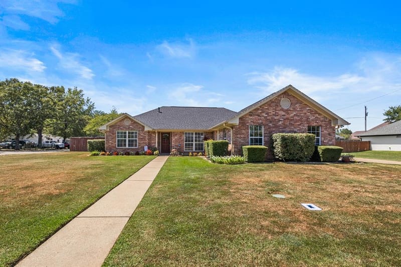 2701 Silver Spring Trail, Mount Pleasant TX 75455