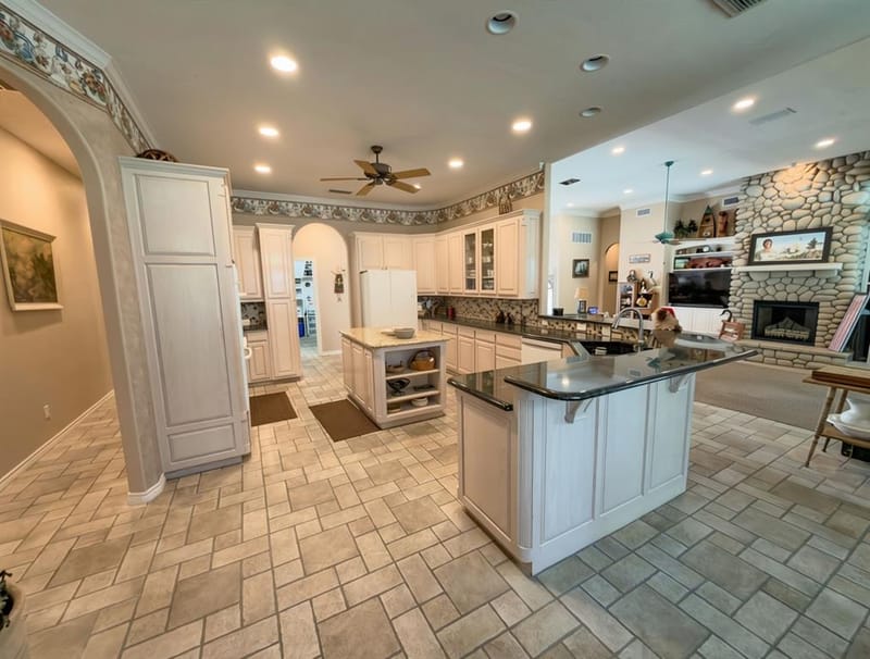 702 Pintail Court, Granbury TX 76049 - Photo 7
