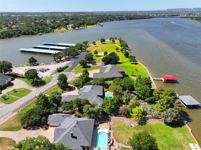 702 Pintail Court, Granbury TX 76049 - Photo 28