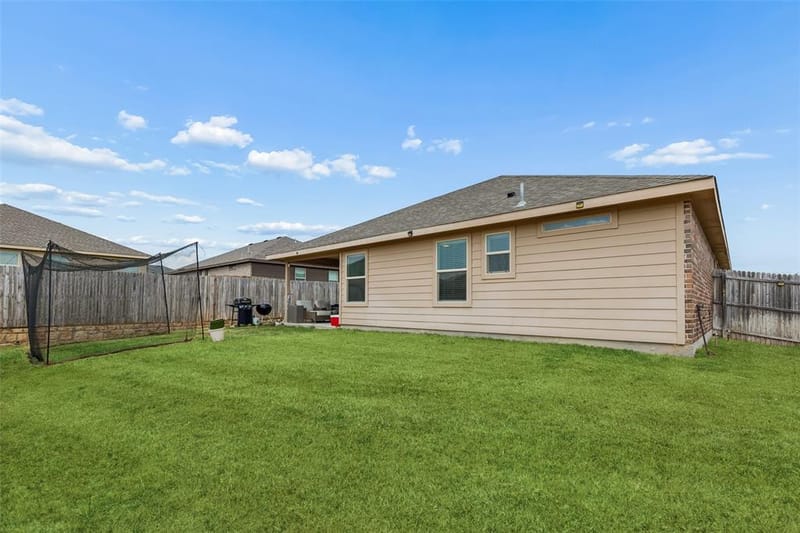 9213 Hill Topper Trail, Fort Worth TX 76131 - Photo 24