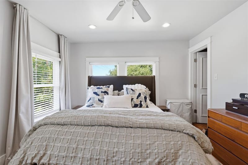 1915 Alston Avenue, Fort Worth TX 76110 - Photo 20