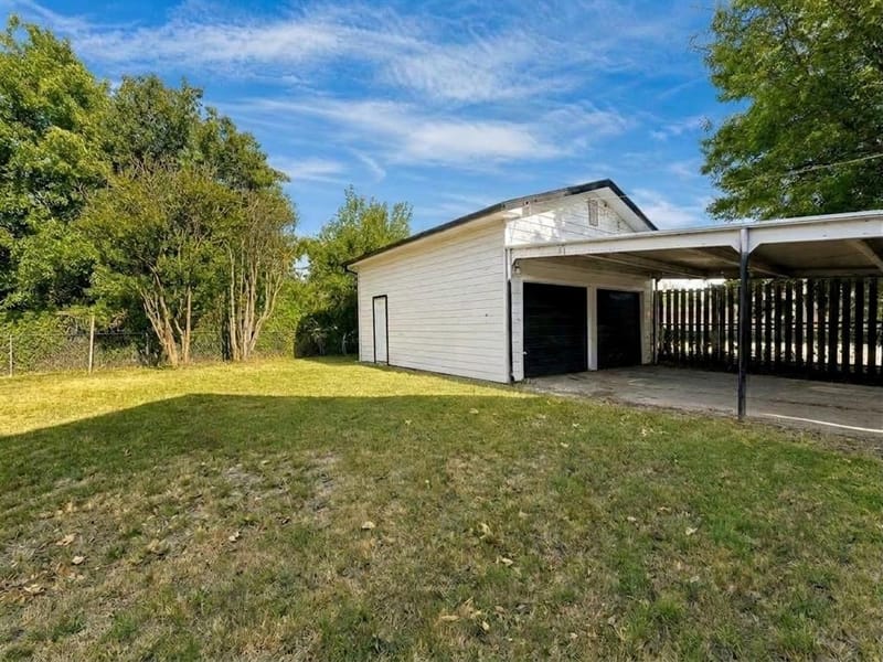 1601 S Travis Street, Sherman TX 75090 - Photo 23