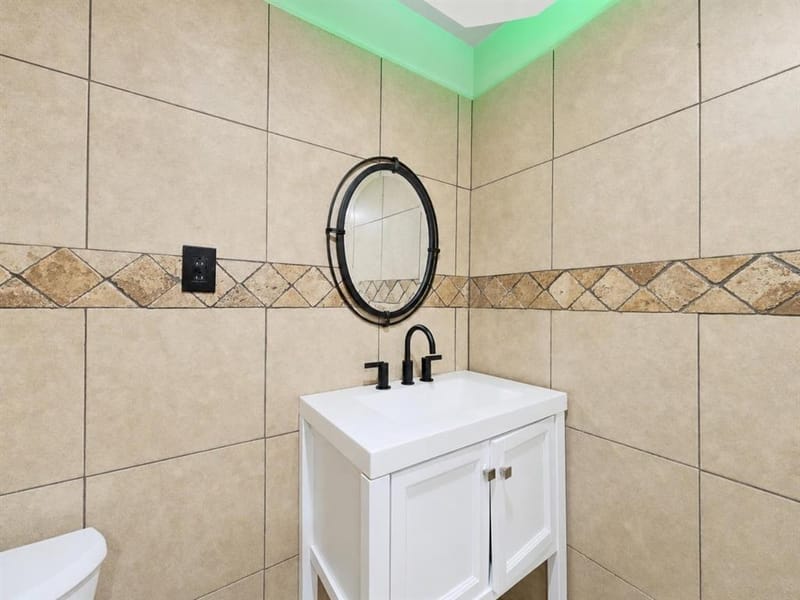 1601 S Travis Street, Sherman TX 75090 - Photo 16