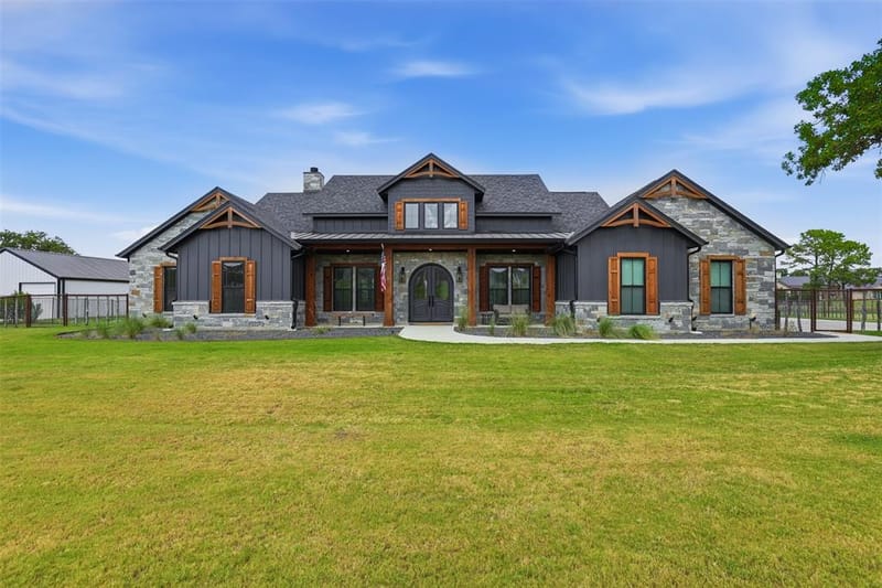 2017 Pinetree Post, Weatherford TX 76087