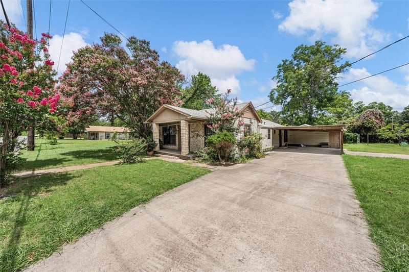 1320 S 26th Street, Waco TX 76706 - Photo 3