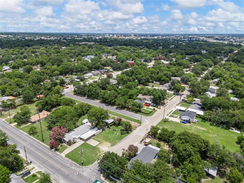 1320 S 26th Street, Waco TX 76706 - Photo 33