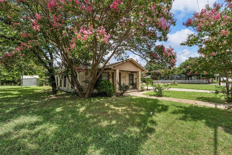 1320 S 26th Street, Waco TX 76706 - Photo 4