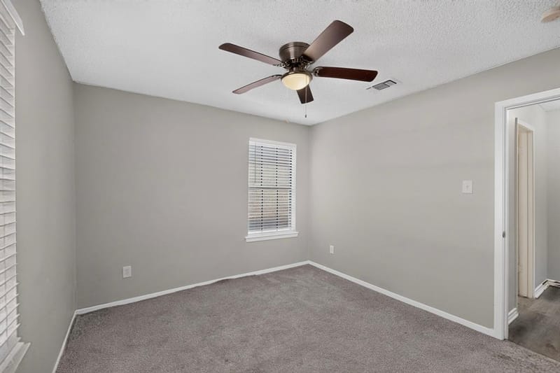 1020 Almond Drive, Mansfield TX 76063 - Photo 27