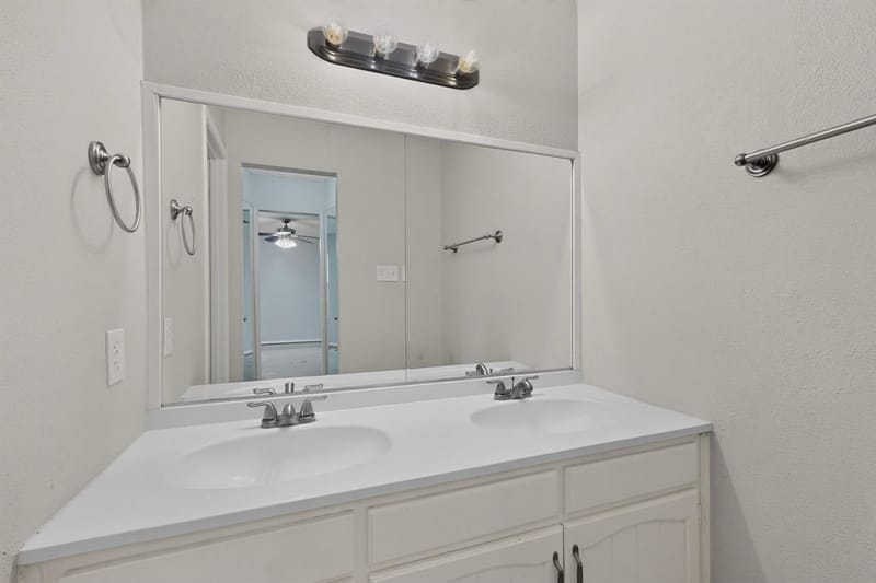 1020 Almond Drive, Mansfield TX 76063 - Photo 24