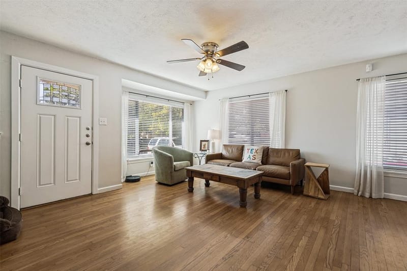 1219 Mcadams Avenue, Dallas TX 75224 - Photo 5