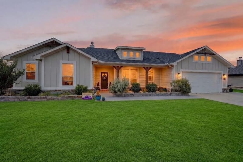 113 Ridgetop Trail, Rhome TX 76078