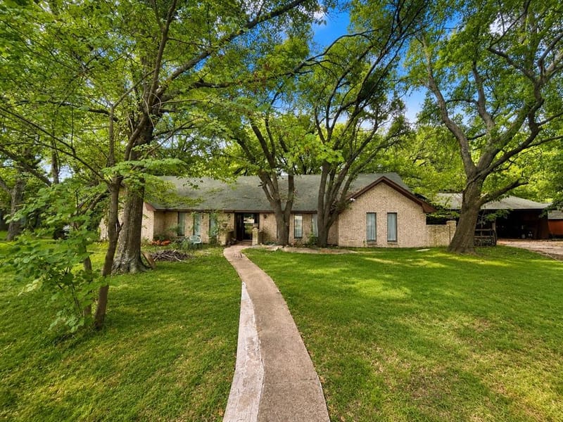 7102 S Interstate Highway 45 W, Corsicana TX 75109