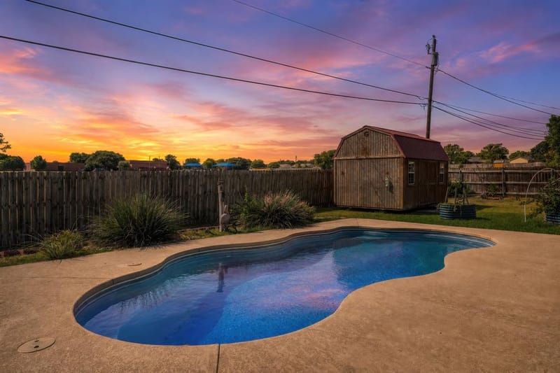 605 Angel Fire Drive, Hewitt TX 76643 - Photo 3