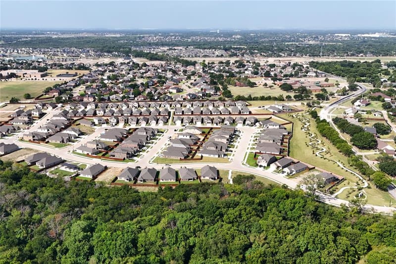 2032 Paradise Valley Drive, Mesquite TX 75149 - Photo 4