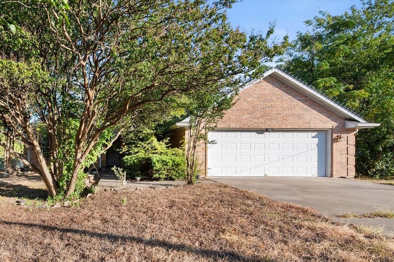 3002 W 4th Avenue, Corsicana TX 75110 - Photo 4