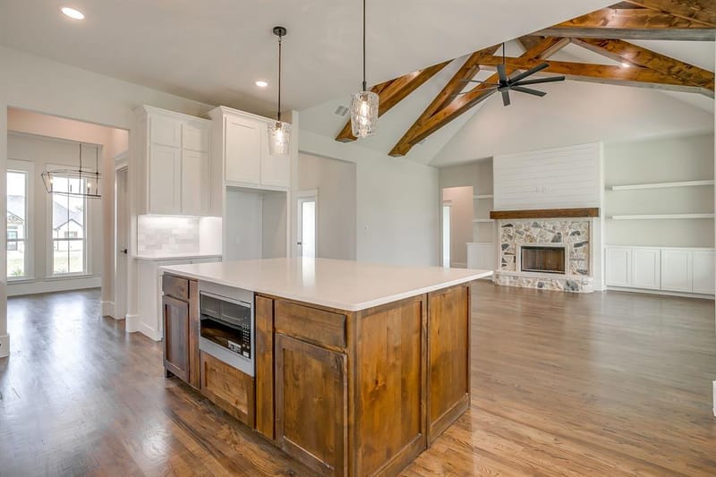 1001 Magnolia Court, Springtown TX 76082 - Photo 11