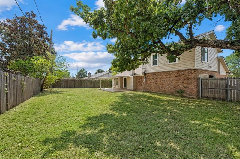 4601 Mandalay Drive, Arlington TX 76016 - Photo 7
