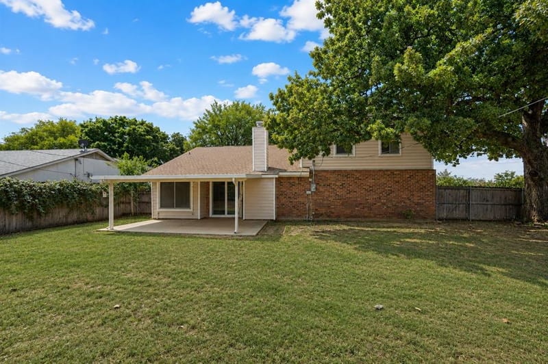 4601 Mandalay Drive, Arlington TX 76016 - Photo 5