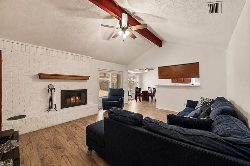 4601 Mandalay Drive, Arlington TX 76016 - Photo 9