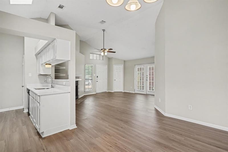 4747 Poppy Drive E, Fort Worth TX 76137 - Photo 8